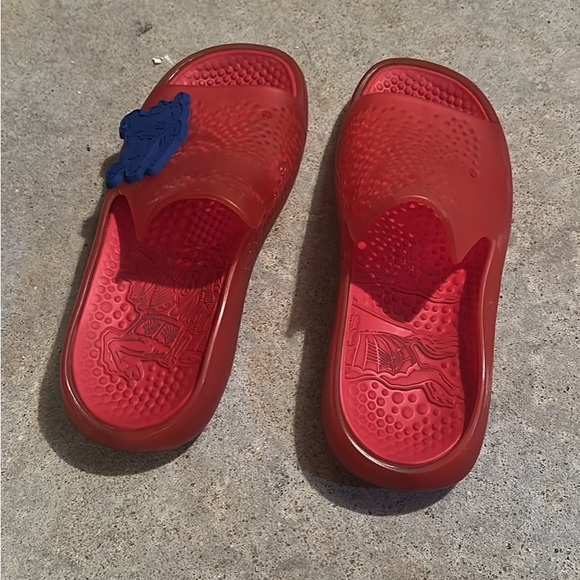 Burberry Women's red and Blue Sandals slide rubber - Picture 3 of 8